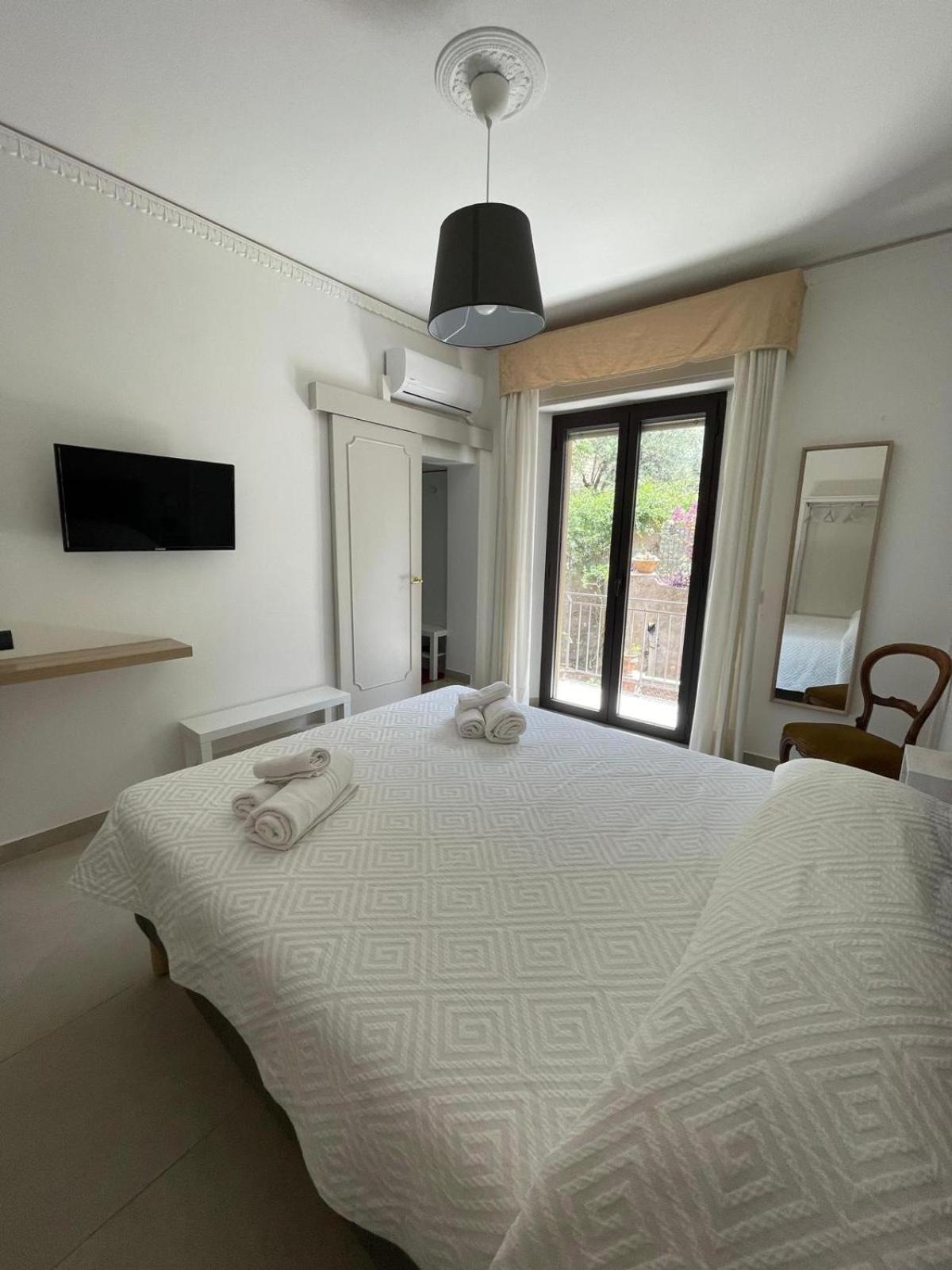 Mira Taormina Rooms Exterior foto